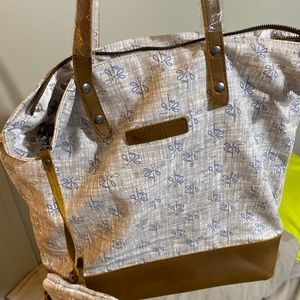 Farmhouse tote bag brand new